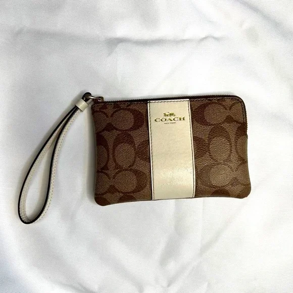 Coach | Bags | Authentic Coach Wallet Wristlet | Poshmark display picture 1